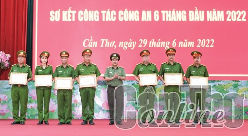 Chiến công trên những tuyến đầu