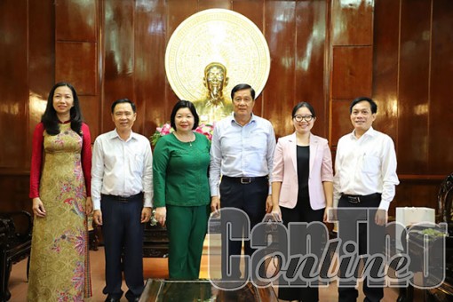 Phó Chủ tịch Trung ương Hội Nông dân Việt Nam thăm và làm việc tại TP Cần Thơ