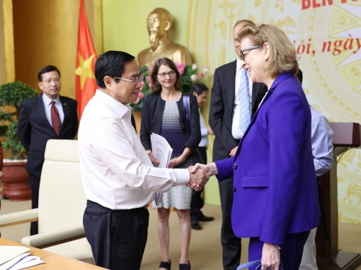 Tập trung xây dựng hệ thống quản trị thị trường lao động hiện đại, minh bạch