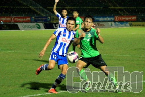 Đá hỏng penalty, Cần Thơ thua trận