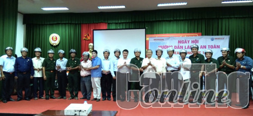 Cựu chiến binh tham gia giữ gìn trật tự an toàn giao thông