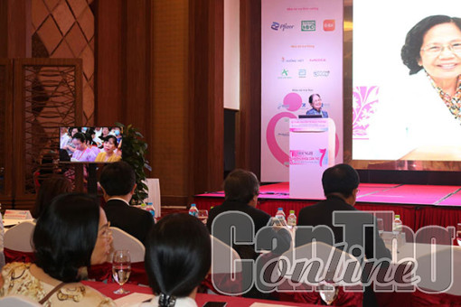 Hơn 1.000 thầy thuốc tham dự hội nghị sản phụ khoa Cần Thơ