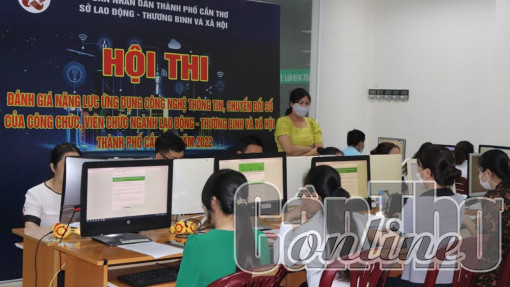 Toàn ngành nâng cao nhận thức, thúc đẩy mạnh mẽ chuyển đổi số