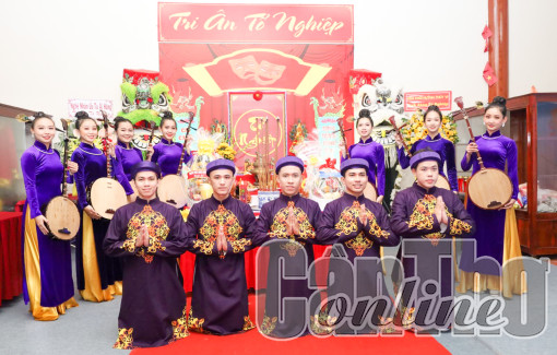 Kỷ niệm Ngày Sân khấu Việt Nam tại Cần Thơ