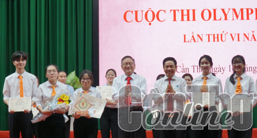 Đội Luật Thương mại đoạt giải Nhất Cuộc thi Olympic Luật học lần thứ VI năm 2022
