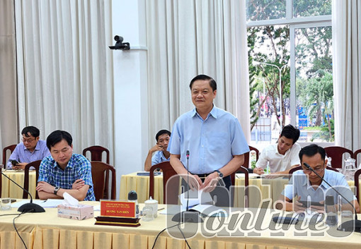 Thống nhất phương án tuyến, vị trí khớp nối các dự án thành phần cao tốc Châu Đốc - Cần Thơ - Sóc Trăng