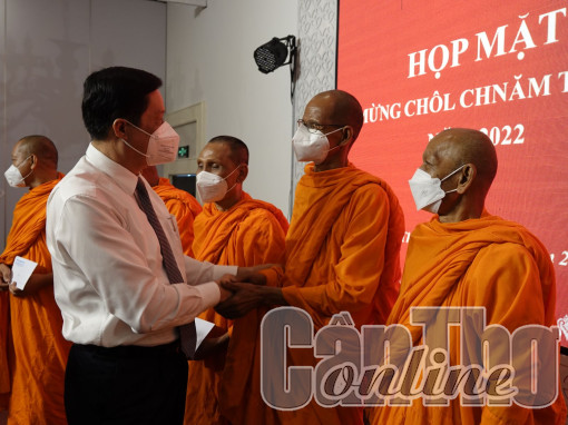 Phát huy vai trò người có uy tín trong đồng bào dân tộc thiểu số