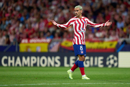 Atletico chơi chiêu trò với Barcelona