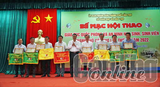 Bế mạc Hội thao Giáo dục quốc phòng và an ninh học sinh, sinh viên lần thứ XII