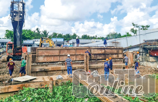 Đẩy nhanh tiến độ thi công, giải ngân vốn theo kế hoạch