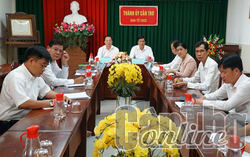 Quán triệt, tổ chức thực hiện nghiêm túc các quy định của Bộ Chính trị về công tác cán bộ