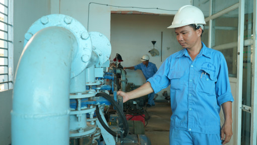 Bài 3: Ươm mầm “hạt giống đỏ”