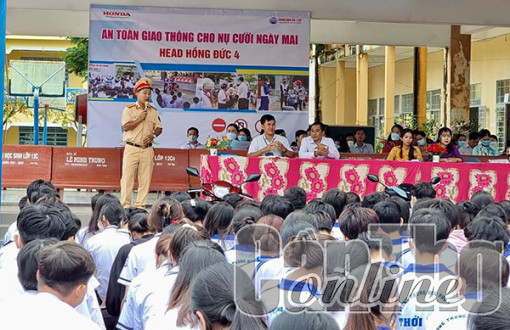 Nâng cao ý thức chấp hành pháp luật về an toàn giao thông