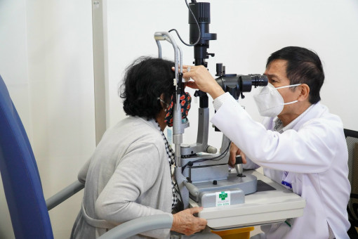 Biến chứng của bệnh tim lên đôi mắt