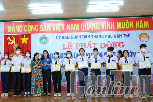 Thúc đẩy phong trào xây dựng xã hội học tập