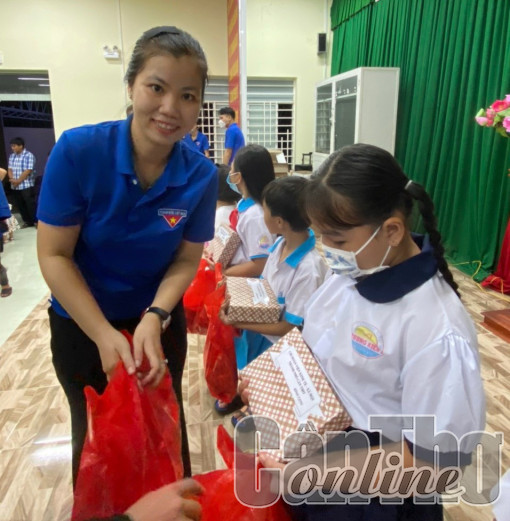 Bí thư Đoàn năng động, tâm huyết