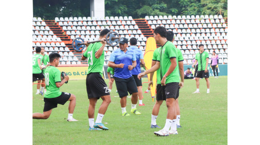 Cần Thơ củng cố Ban huấn luyện trước trận quan trọng với Phù Đổng