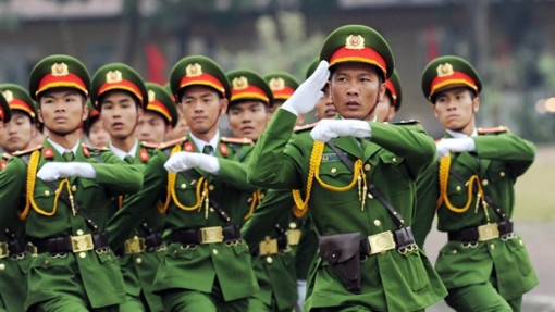 Phát huy vai trò của cán bộ, đảng viên CAND  trong đấu tranh phản bác quan điểm sai trái, thù địch