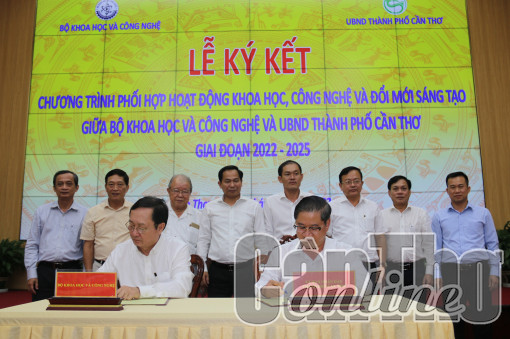 TP Cần Thơ ký kết chương trình hợp tác toàn diện với Bộ Khoa học và Công nghệ
