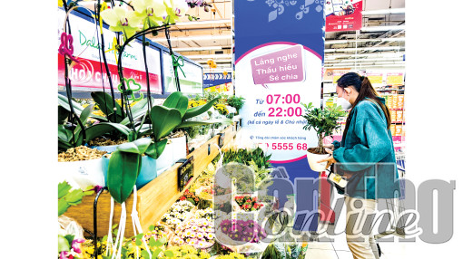 Nhộn nhịp thị trường quà tặng ngày 20-10