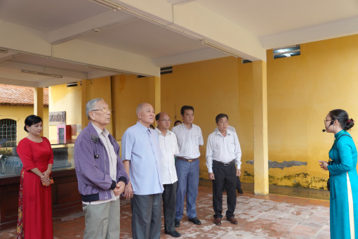 Quan tâm sưu tầm bổ sung tư liệu, hiện vật tại Di tích Khám Lớn Cần Thơ và Bảo tàng thành phố