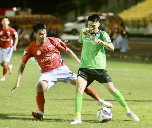 Quảng Nam dốc hết sức lấy điểm trên sân Cần Thơ
