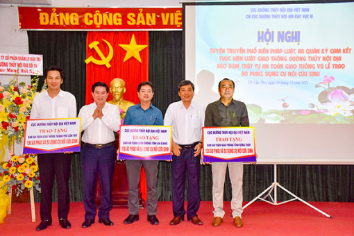 Tuyên truyền, phổ biến Luật Giao thông đường thủy nội địa