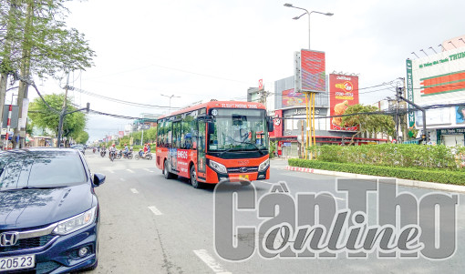 Hơn 431.400 lượt hành khách đi lại bằng xe buýt