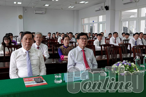 Khai giảng lớp cao cấp, trung cấp lý luận chính trị