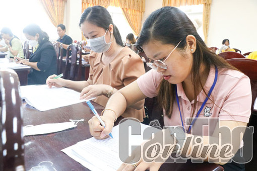 Nâng cao kiến thức, kỹ năng cho cán bộ, công chức, viên chức