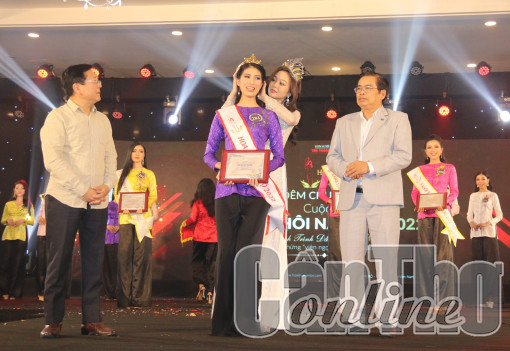 Lê Thị Kiều Nhung đăng quang Hoa khôi Nam bộ 2022