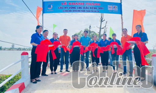 Khánh thành và khởi công 6 cây cầu Hy Vọng ở huyện Vĩnh Thạnh