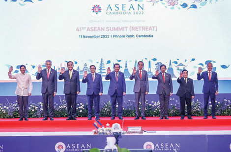 Khẳng định vai trò và trách nhiệm của ASEAN trong các vấn đề quốc tế, khu vực