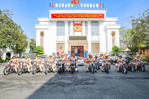 Bảo đảm trật tự an toàn giao thông để người dân vui xuân, đón Tết