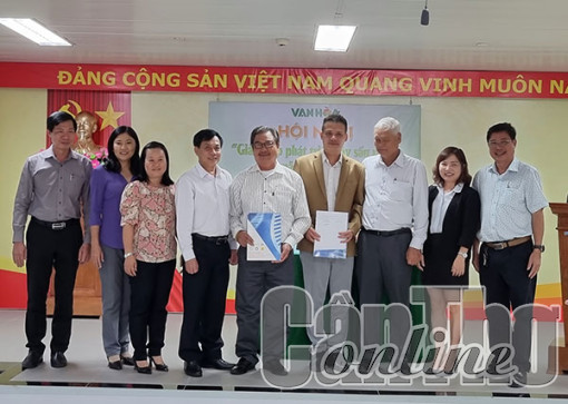 Thúc đẩy liên kết, hợp tác phát triển sản xuất và tiêu thụ sầu riêng