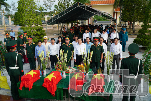 Tổ chức lễ truy điệu cải táng 4 hài cốt liệt sĩ