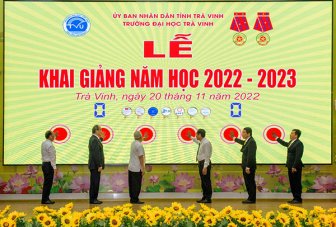 Trường ĐH Trà Vinh Khai giảng năm học 2022-2023