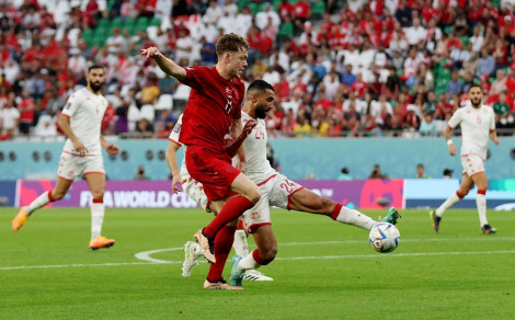Đan Mạch chia điểm với Tunisia trong trận cầu không bàn thắng