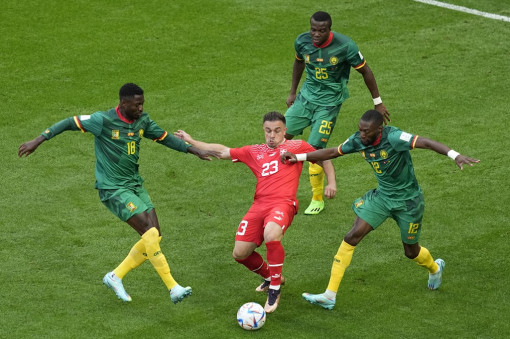 Thắng Cameroon, Thụy Sĩ tạm dẫn đầu bảng G World Cup 2022