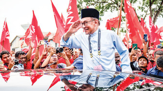 Sự nghiệp thăng trầm của tân Thủ tướng Malaysia