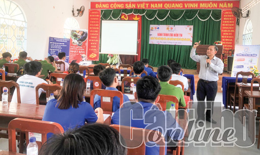 Hỗ trợ thanh niên yếu thế