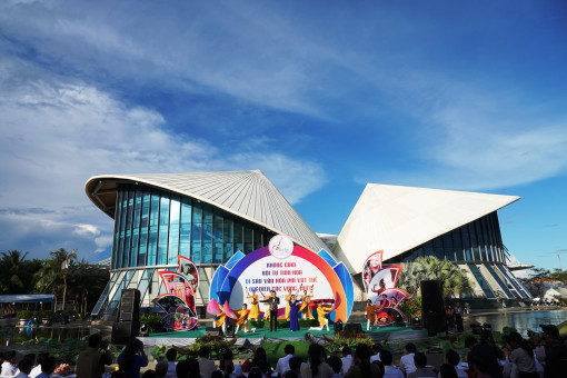 Hội tụ tinh hoa di sản trên quê hương “Dạ cổ hoài lang”