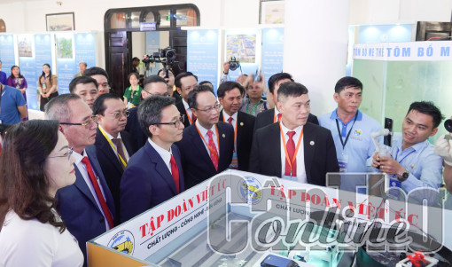 Hỗ trợ, ưu đãi theo phương châm “việc gì khó
dành cho chính quyền, việc gì dễ dành cho doanh nghiệp”