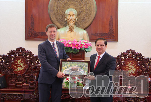 Chủ tịch TP Cần Thơ tiếp Ngài đại sứ Hungary