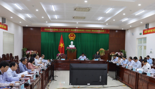 Ban Kinh tế - Ngân sách HĐND thành phố thẩm tra các tờ trình, dự thảo nghị quyết