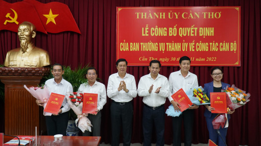 Ban Thường vụ Thành ủy Cần Thơ triển khai các quyết định công tác cán bộ