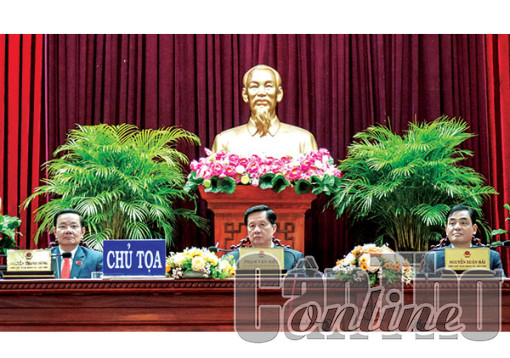 Tập trung thảo luận, bàn các giải pháp thúc đẩy kinh tế - xã hội thành phố phát triển