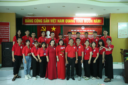 Ra mắt Ðội tình nguyện viên Chữ thập đỏ TP Cần Thơ giai đoạn 2022-2027