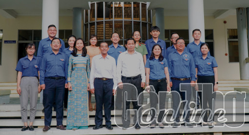 Bí thư Thành ủy gặp gỡ Đoàn đại biểu tham dự Đại hội Đoàn toàn quốc lần thứ XII