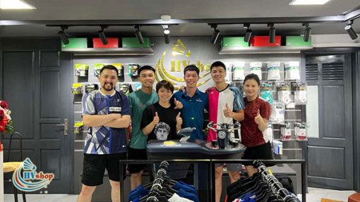 Mua vợt cầu lông Yonex chính hãng ở đâu? Ghé ngay HVShop